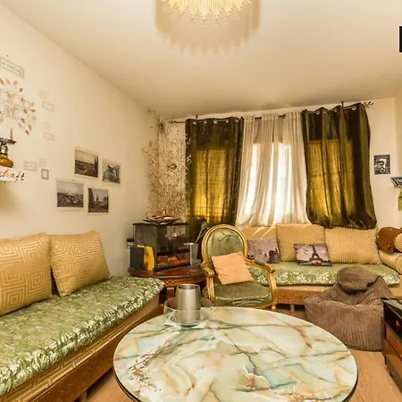 Parc Des Buttes Chaumont, Canal De L'ourcq Homestay Paris