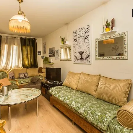 Homestay Parc Des Buttes Chaumont, Canal De L'ourcq Paris